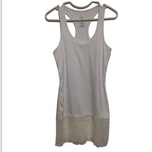 Liv & Piper White Lace Racerback Tank Top Size Small